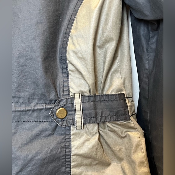 Black Rivet light jacket - Picture 6 of 7